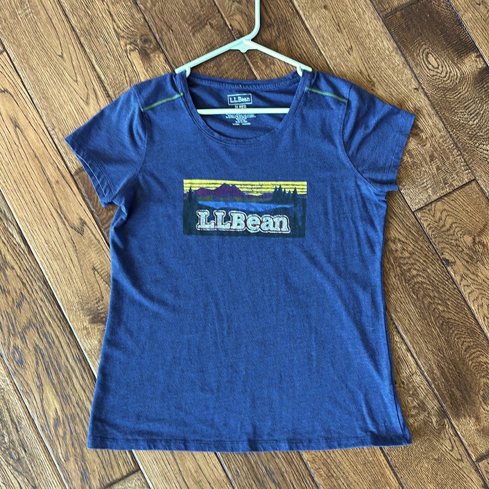 LL Bean Navy T-shirt